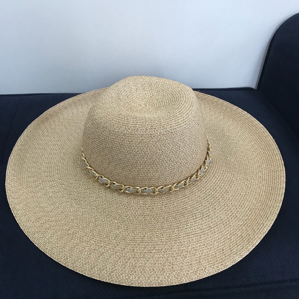 Sand medium brimmed straw hat